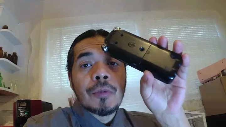 Tascam DR05 is the tripod connector Plastic or Metal?