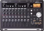 Tascam DP-03SD - компактная 8-канальная портастудия с возможностью записи на SD-карты памяти.