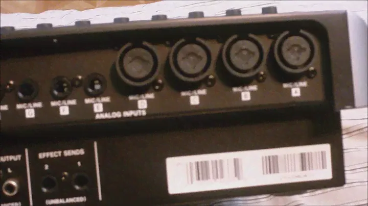 Tascam 2488neo Un Boxing